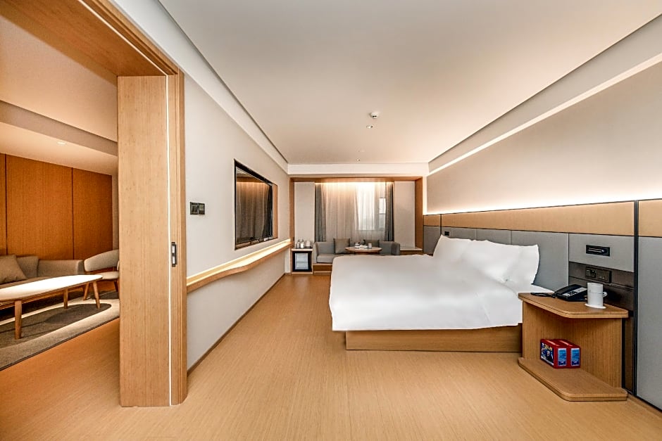 JI Hotel Jinzhou Yangtze University