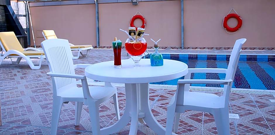 Crystal Palace Hotel