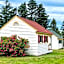 Green Gables Bungalow Court