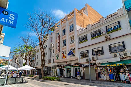 Ella Torremolinos Centro