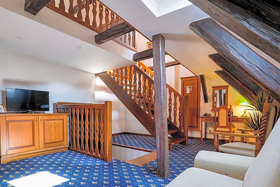 LH Hotel Gold