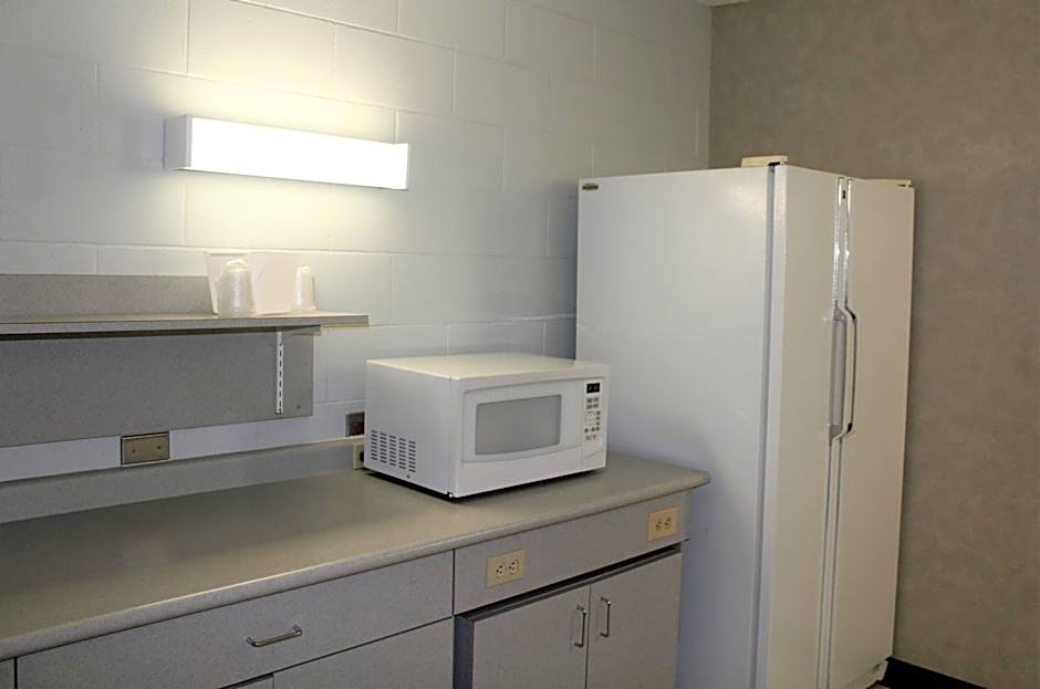 Residence & Conference Centre - Welland
