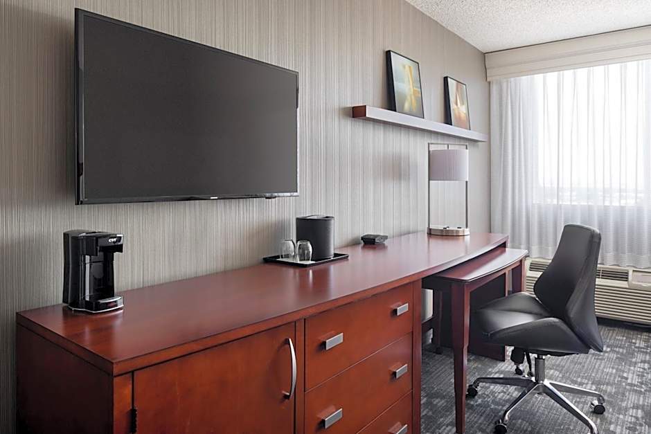 Courtyard by Marriott Richmond Berkeley