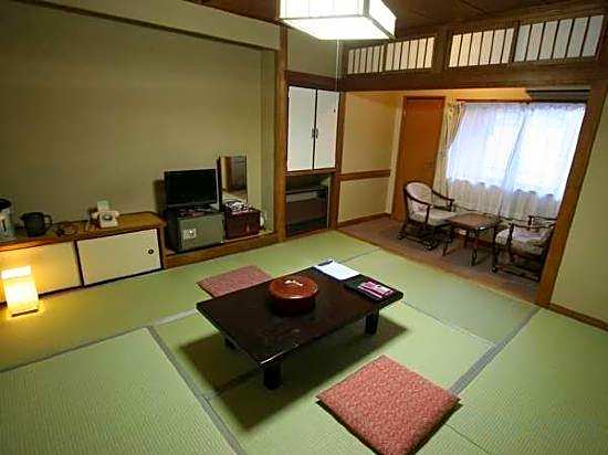 Tsurumakisou