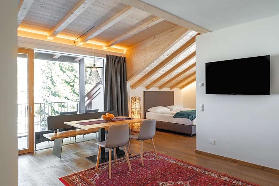 Photo 1 of 7 of Studio Apartment