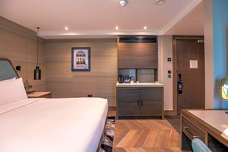 DoubleTree By Hilton London - West End