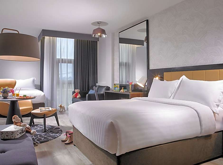 Clayton Hotel Dublin Airport Central