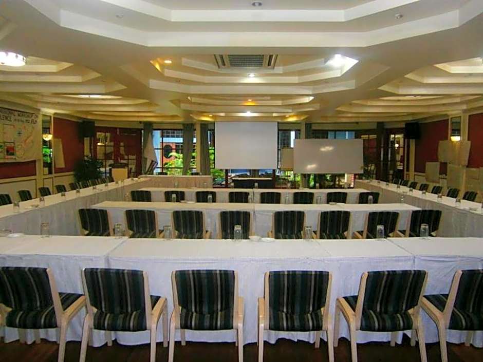 Southern Cross Hotel Fiji