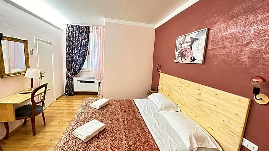 PICCOLO HOTEL Nel Centro Storico di Firenze