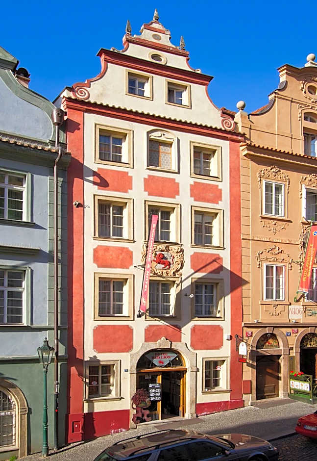 Photo 1 of 53 of Red Lion Hotel