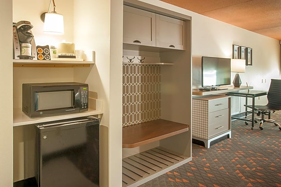 Holiday Inn Pensacola - University Area By IHG