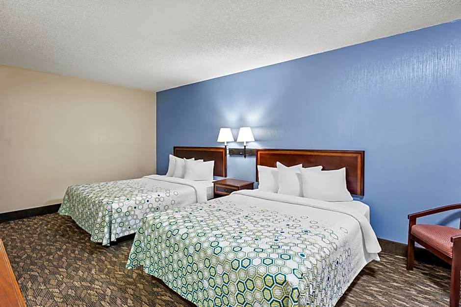 HomeTowne Studios Yuba City Bonanza - Marysville