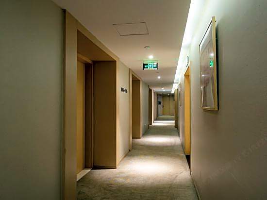 Tiangang Manfei Hotel (Ningbo Yinzhou Wanda Siming Road)