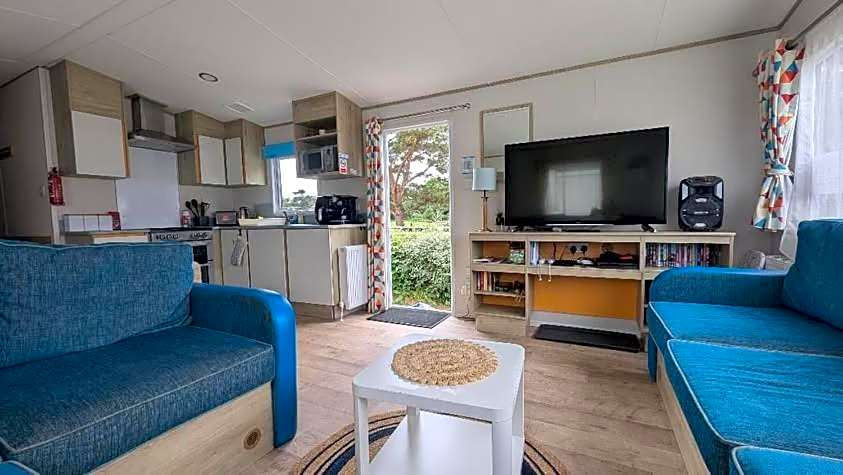 Abi static caravan close to Edinburgh