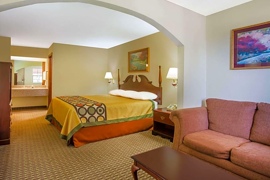 Super 8 by Wyndham Cabot