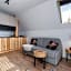 Villa 7 Apartments