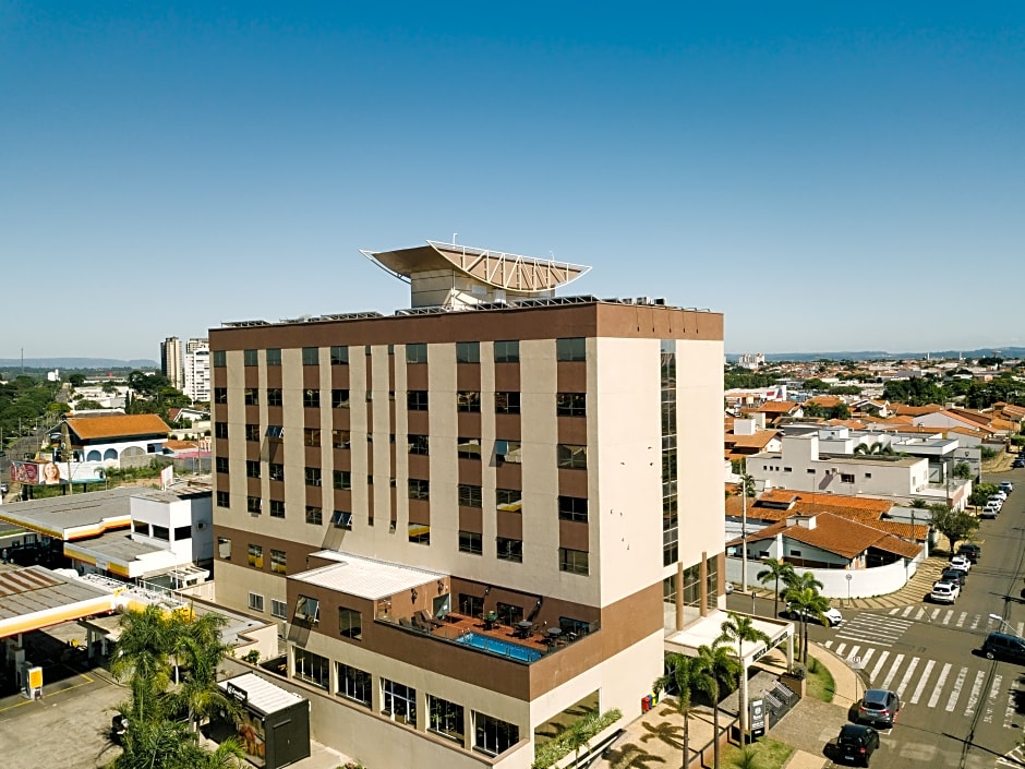 Bristol Infinity Hotel