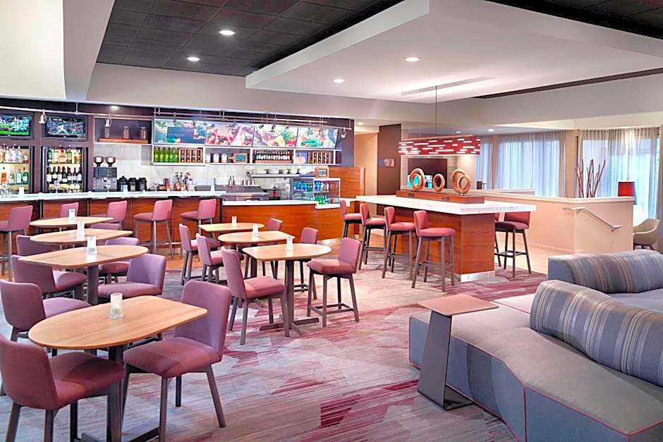 Courtyard by Marriott Atlanta Airport South/Sullivan Road
