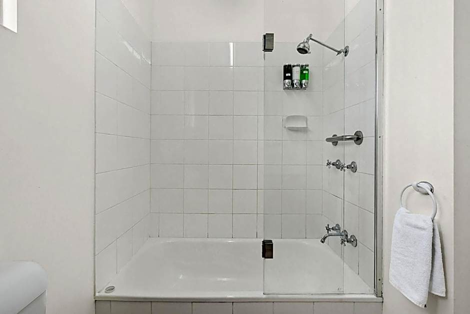 Park Regis Anchorage