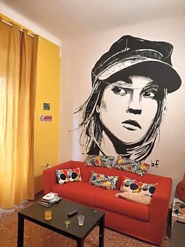 Pisa Train Station Hostel