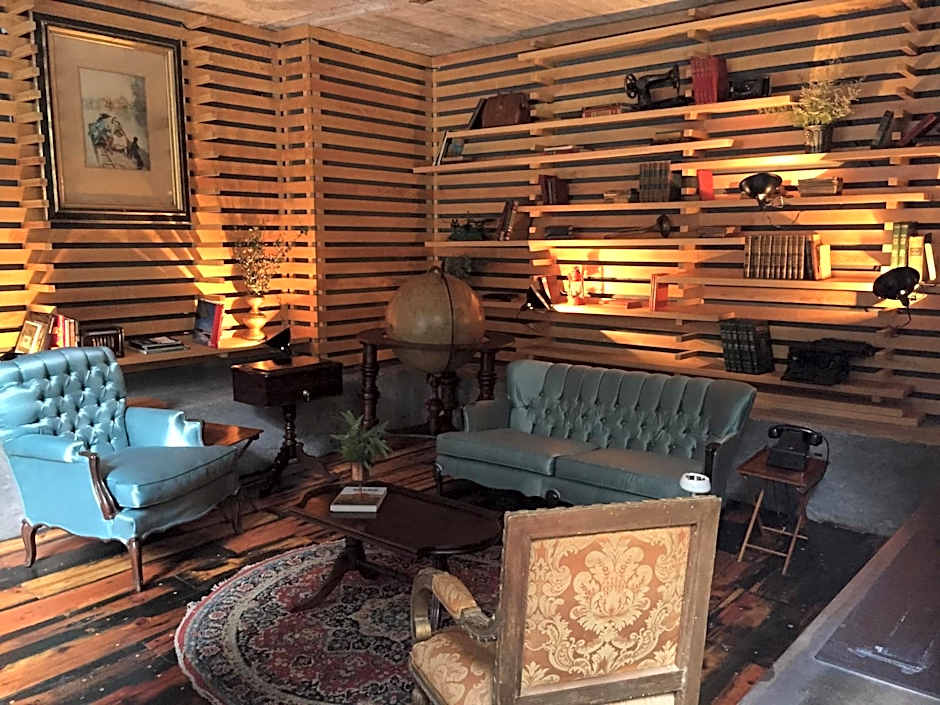 Hotel Carlota