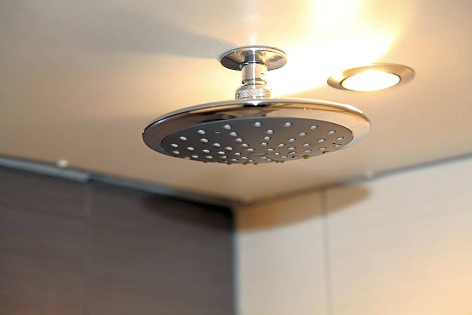 Amsterdam Downtown Hotel Canal View