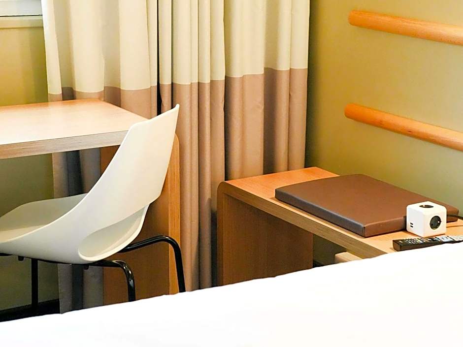ibis Caen Porte d'Angleterre
