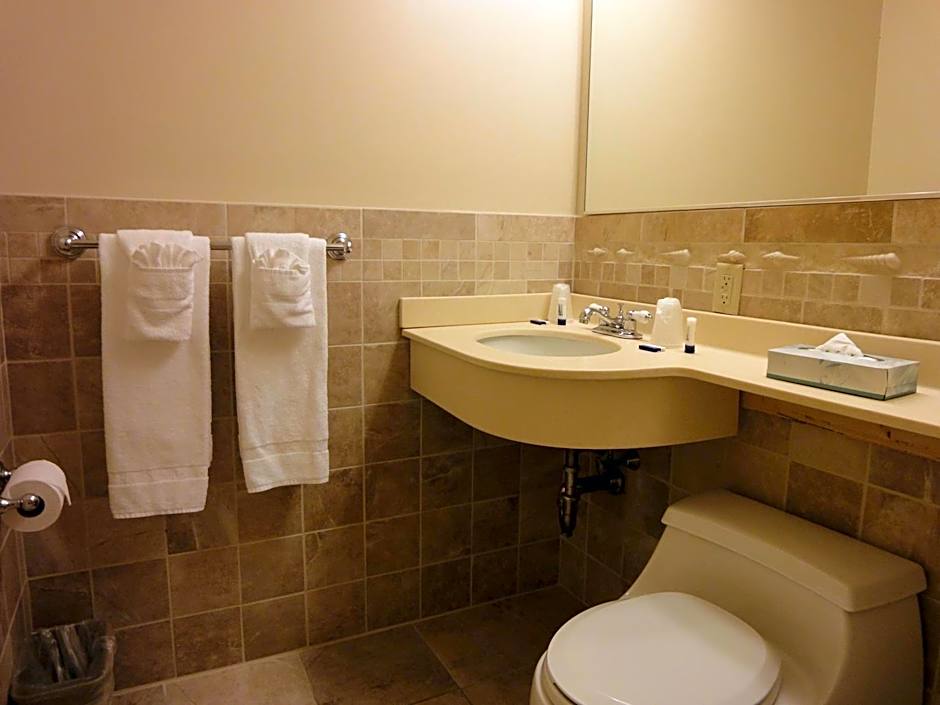 Hyannis Travel Inn