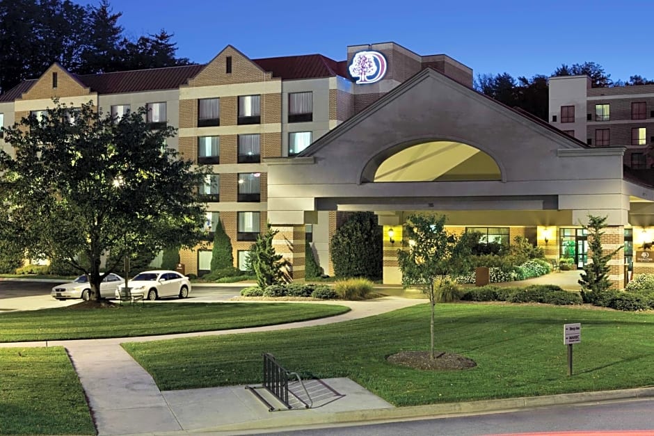 DoubleTree by Hilton Hotel Asheville - Biltmore