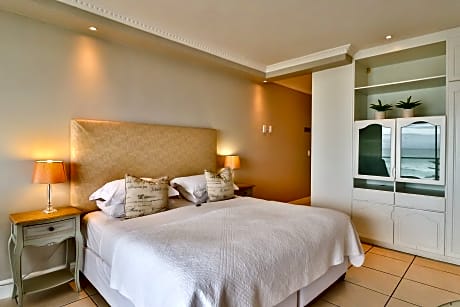 Luxury Mountain View Suite