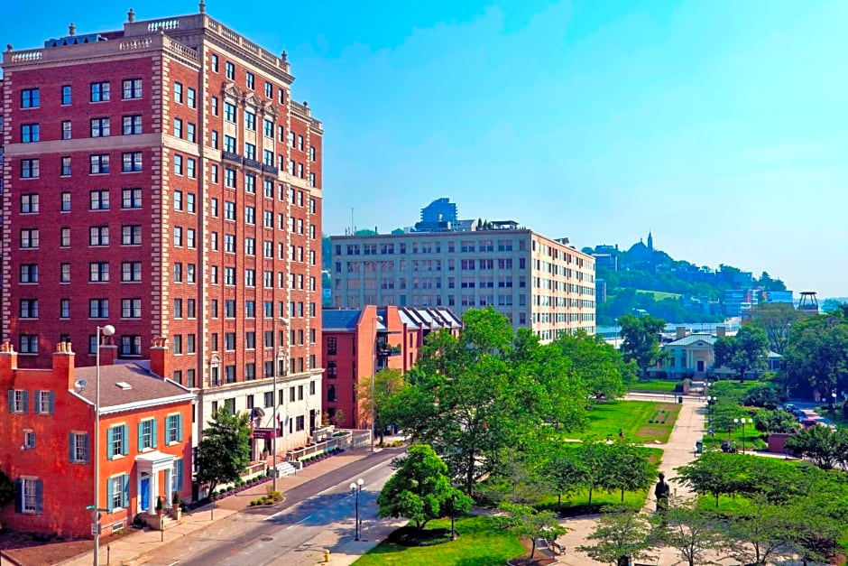 Residence Inn by Marriott Cincinnati Downtown/The Phelps