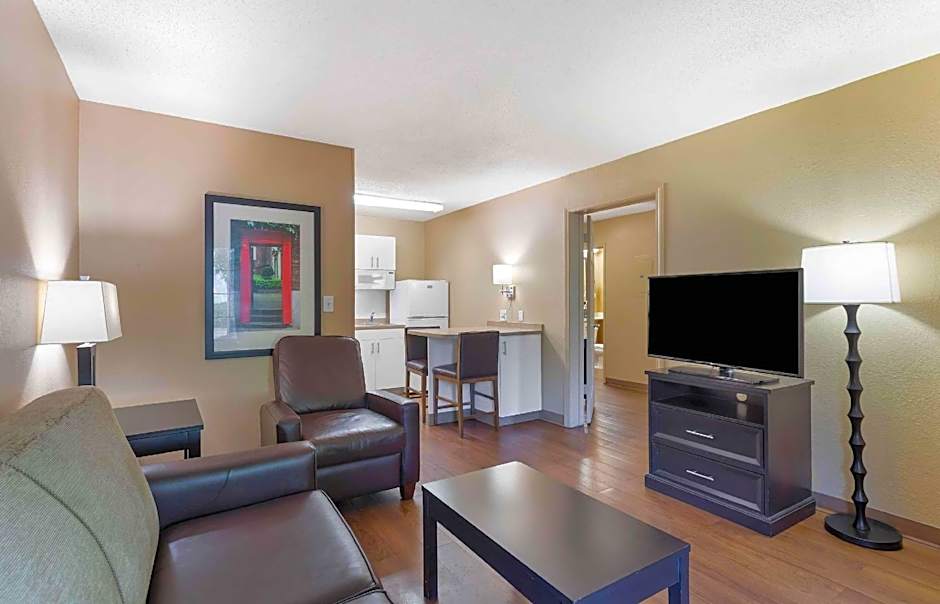 Photo 1 of 5 of 1 Bedroom 1 King Bed Suite