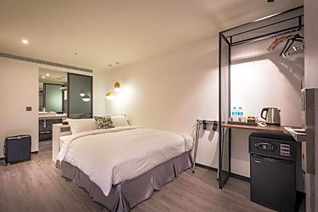 Exquisite Double Room - No Window