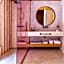 Birdcage 33 Hotel - Adult Only