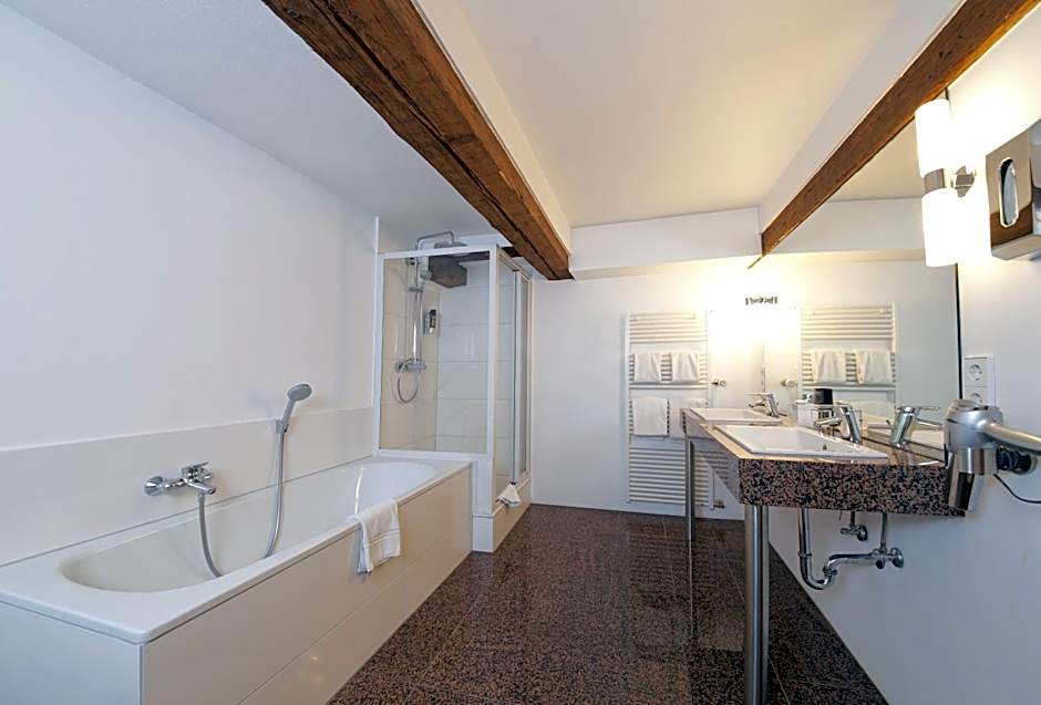 Romantik Hotel Johanniter-Kreuz