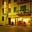 Hotel Moderno