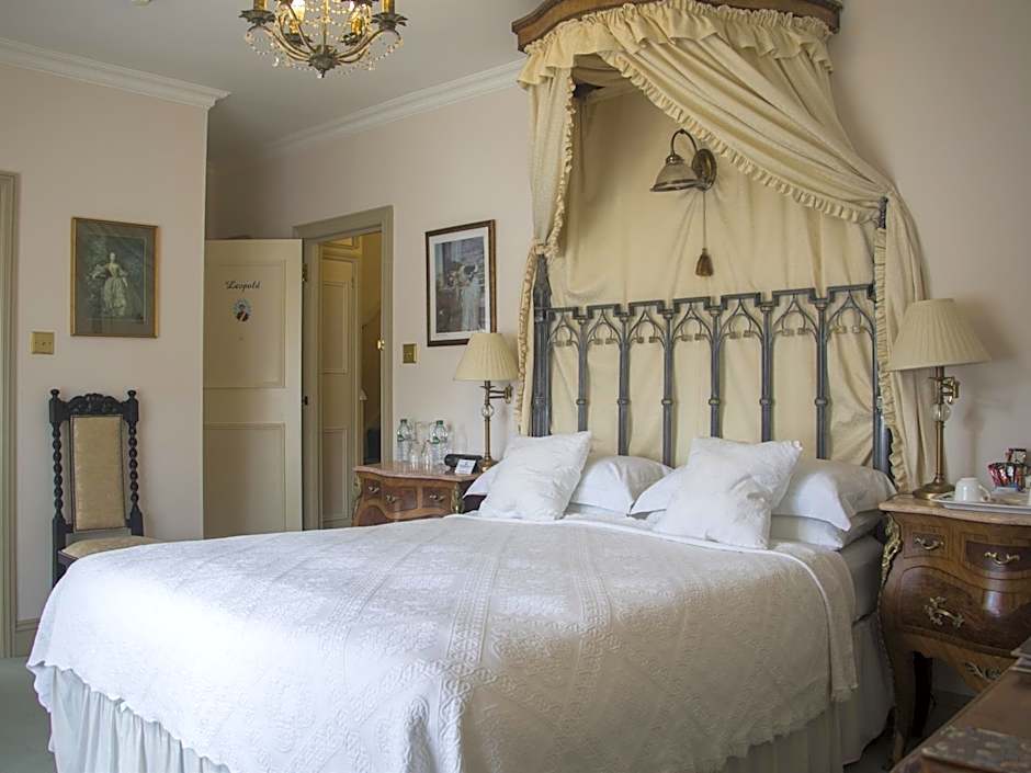 Albert & Victoria Guest House