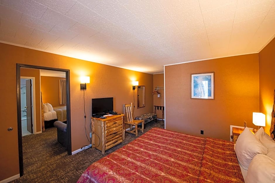 Super 8 by Wyndham Bridgeview of Mackinaw City