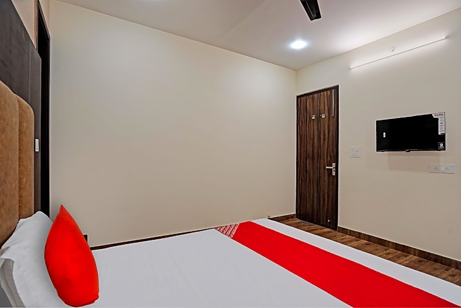 Hotel O Flagship Hotel Lotus Highway Inn