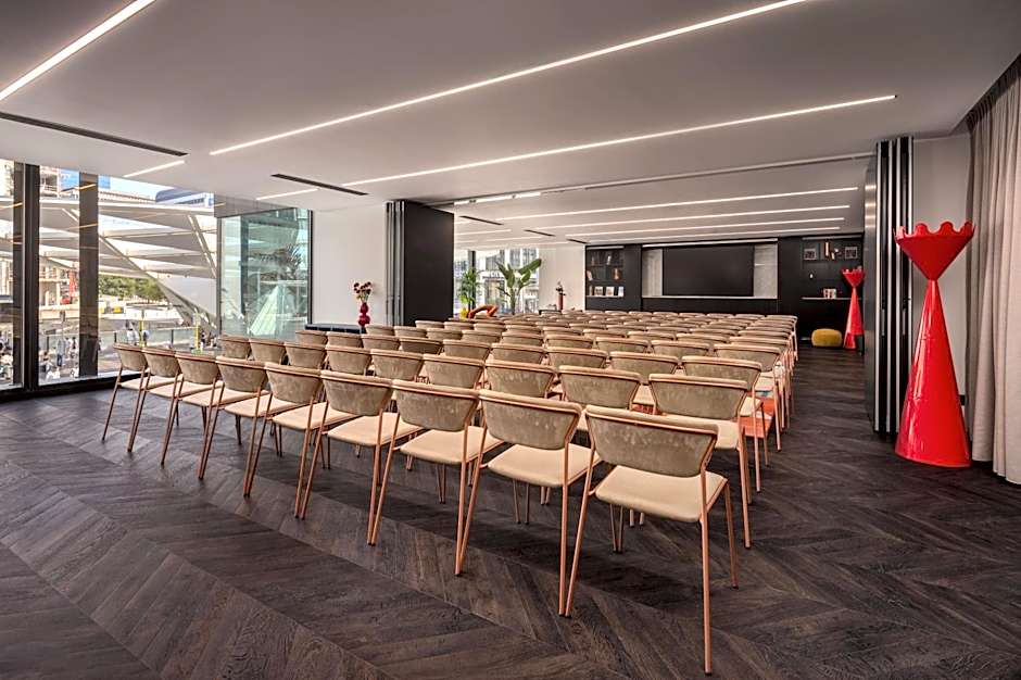 Cardo Brussels, Autograph Collection