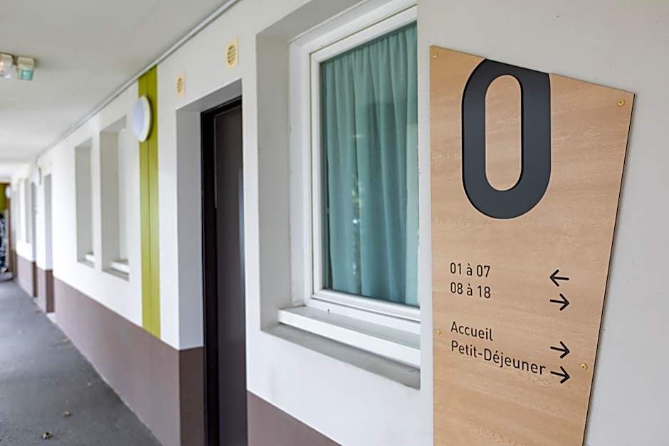 B&B HOTEL Laval Change