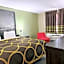 Super 8 by Wyndham Fond Du Lac
