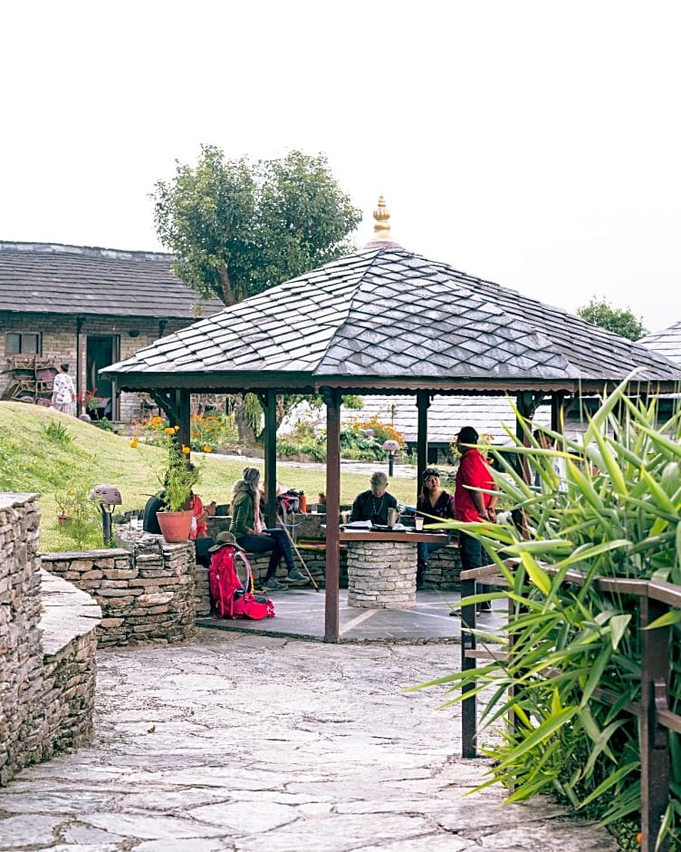 Mountain Lodges of Nepal, Tomijong