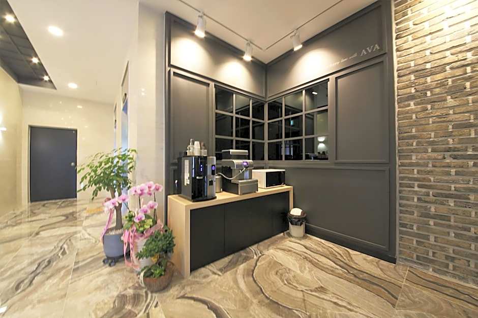 Premium Ava Hotel