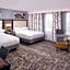 DoubleTree by Hilton Hotel Utica