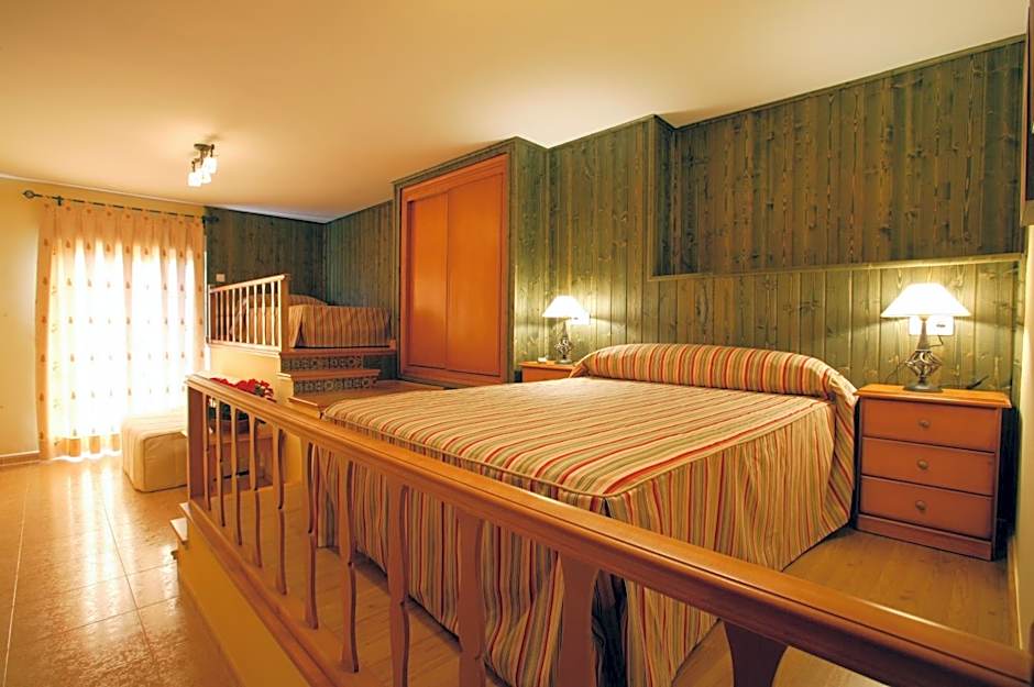 APARTAMENTOS HOTEL 77