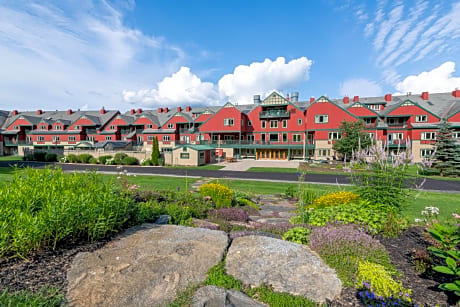 Grand Summit Resort