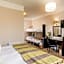 Forest Lodge Hotel