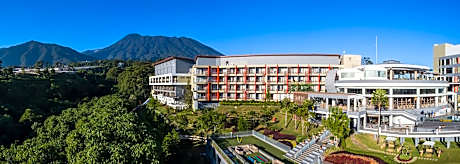 Pesona Alam Resort & Spa