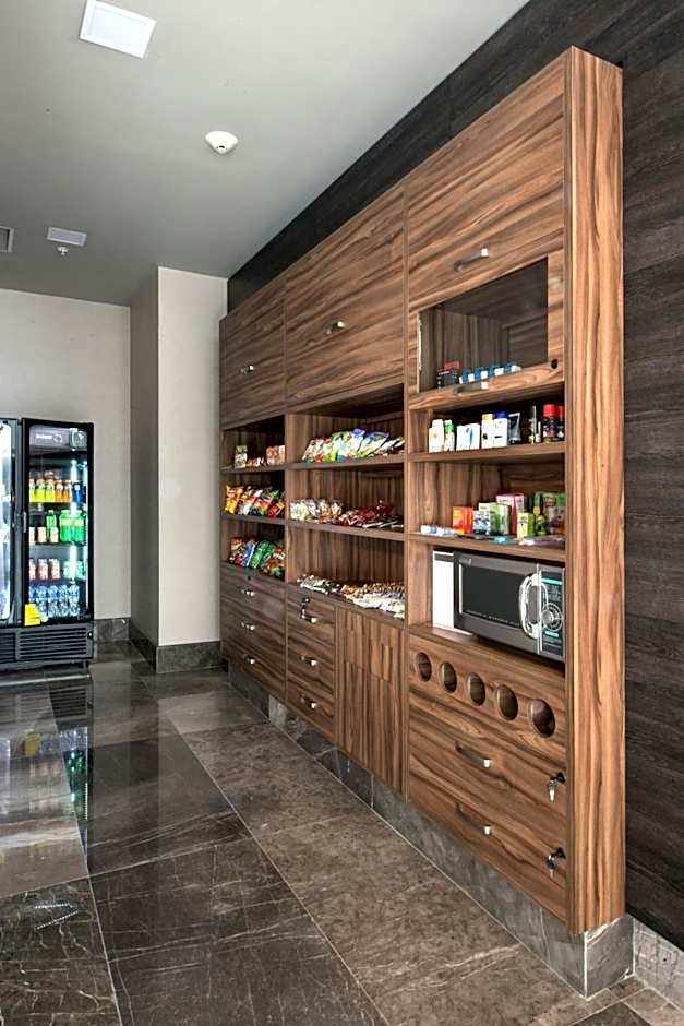 Courtyard by Marriott San Luis Potosi, Los Lagos